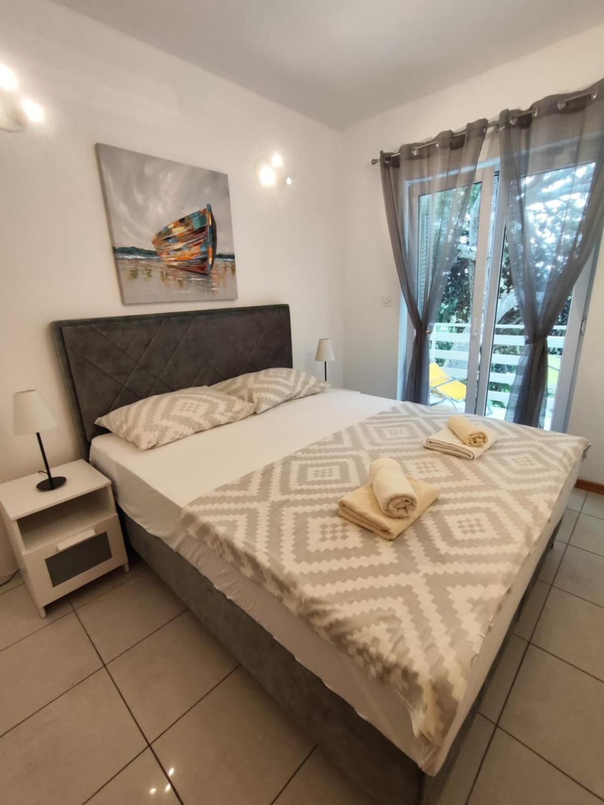 Nemira Beach Apartments أوميس المظهر الخارجي الصورة