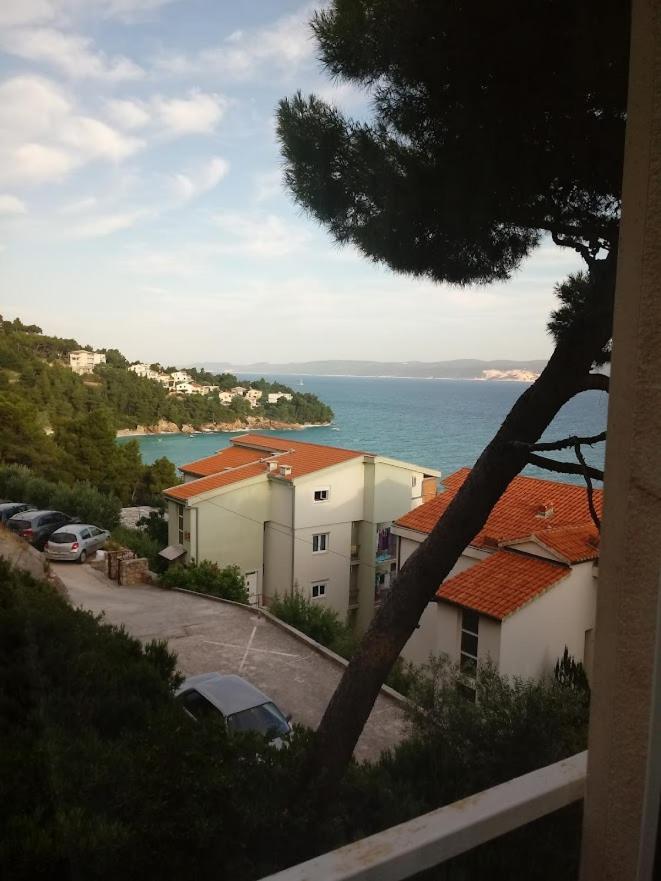 Nemira Beach Apartments أوميس المظهر الخارجي الصورة