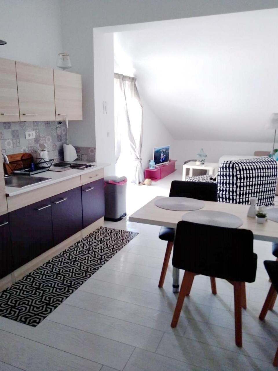 Nemira Beach Apartments أوميس المظهر الخارجي الصورة
